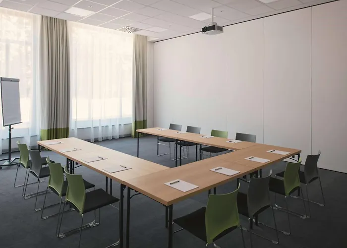 Vienna House Easy By Wyndham Hotel 4*