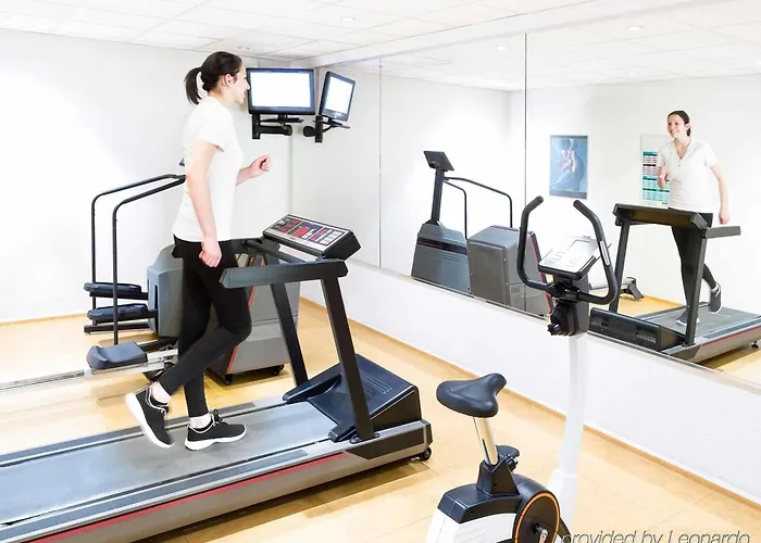 Vienna House Easy By Wyndham 4*