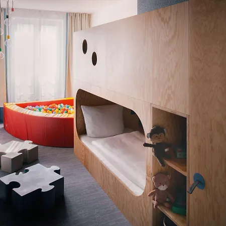 Sunday Hotel 4*