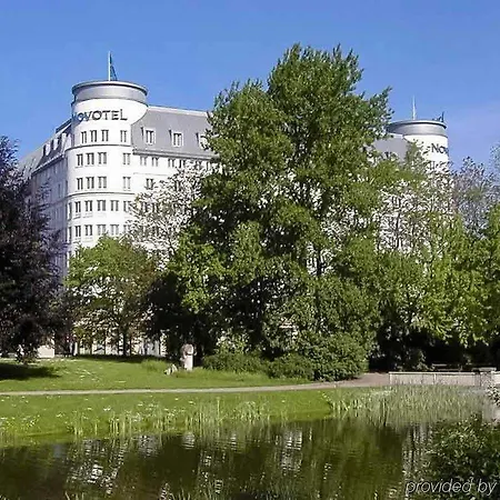 Hotel Vienna House Easy Leipzig 4*