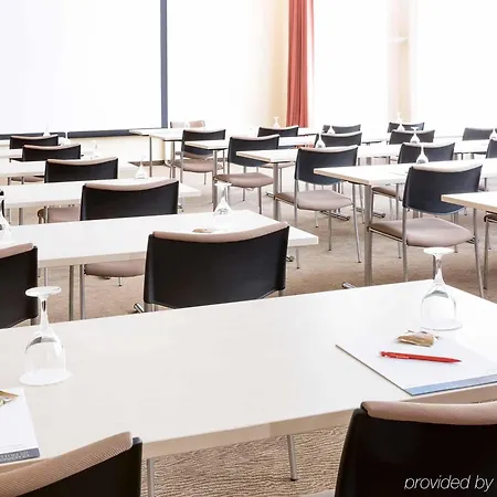 Vienna House Easy By Wyndham 4*