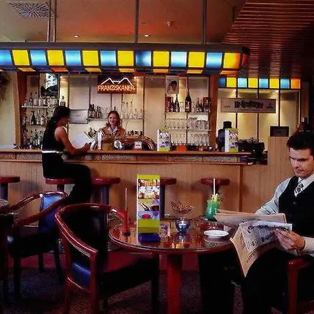 Vienna House Easy Leipzig Hotel 4*